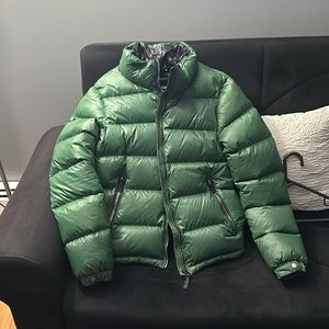 Superdry cost for men size small in fair condition